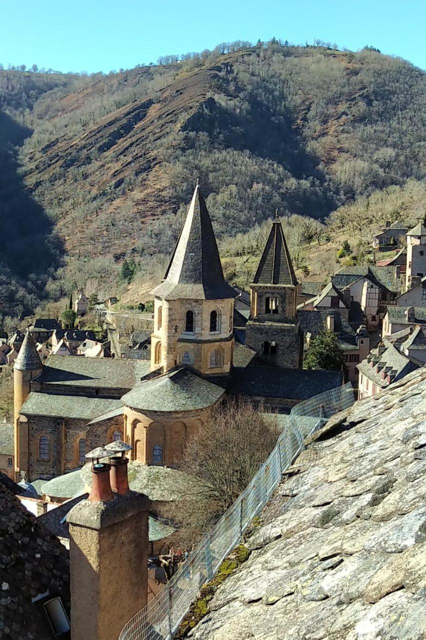 Le Compostelle De Conques Apartment Ngoại thất bức ảnh